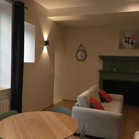 Ancien Couvent Dans Le Centre Historique De Valence شقة